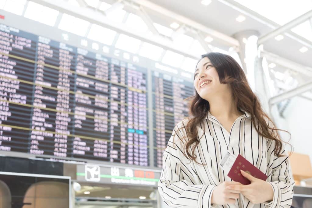 nguoi-tre-nhat-ra-nuoc-ngoai-tim-kiem-co-hoi